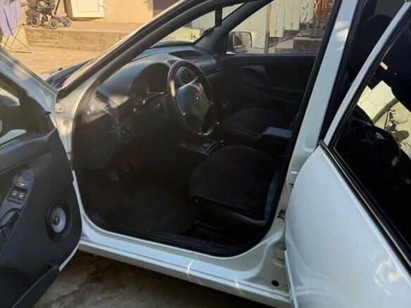 2013 Lada (ВАЗ) Kalina I, белый, 360000 рублей - вид 5
