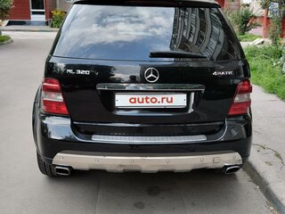2006 Mercedes-Benz M-Класс 320 II (W164), чёрный, 1400000 рублей, вид 3