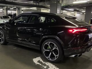 2022 Lamborghini Urus I, чёрный, 27000000 рублей, вид 2