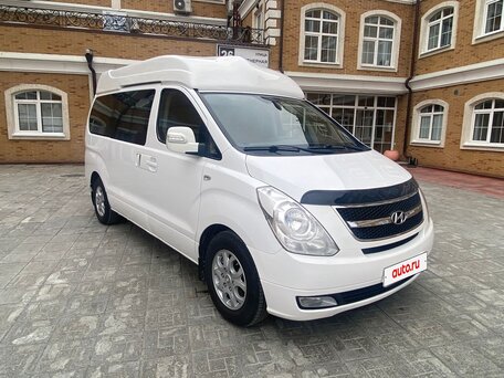 2011 Hyundai Grand Starex I, белый, 2980000 рублей, вид 1
