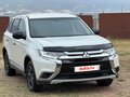 2017 Mitsubishi Outlander III Рестайлинг 2, белый, 1595000 рублей - вид 3