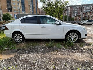 2008 Opel Astra H Рестайлинг, белый, 595000 рублей, вид 4