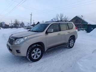 2010 Toyota Land Cruiser Prado 150 Series, бежевый, 2950000 рублей, вид 1