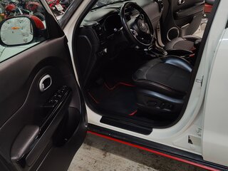 2017 Kia Soul II Рестайлинг, белый, 1750000 рублей, вид 5