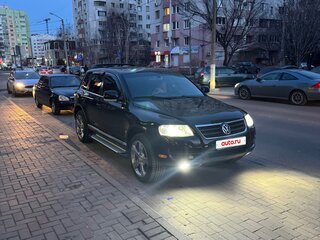 2005 Volkswagen Touareg I, чёрный, 850000 рублей, вид 1