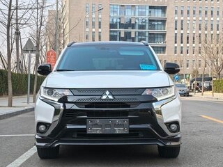 2022 Mitsubishi Outlander III Рестайлинг 3, белый, 1755444 рублей, вид 2