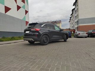 2019 Ford Escape III Рестайлинг, чёрный, 1620000 рублей, вид 4
