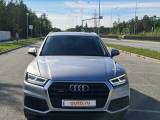 2017 Audi Q5 II (FY), серебристый, 3090000 рублей, вид 2