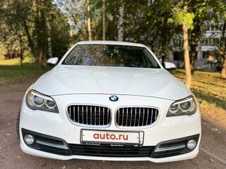 2013 BMW 5 серии 530d xDrive VI (F10/F11/F07) Рестайлинг, белый, 2150000 рублей, вид 3