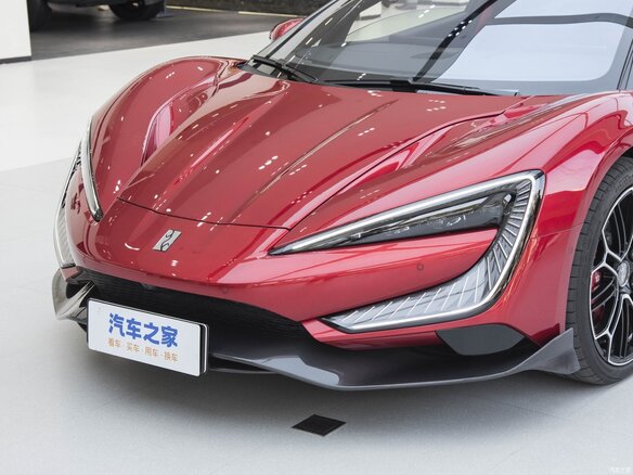 2024 BYD Yangwang U9, красный - вид 3