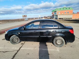 2011 Kia Rio II Рестайлинг, чёрный, 630000 рублей, вид 5