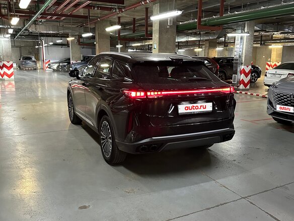 2024 Exeed RX, чёрный, 3450000 рублей - вид 3