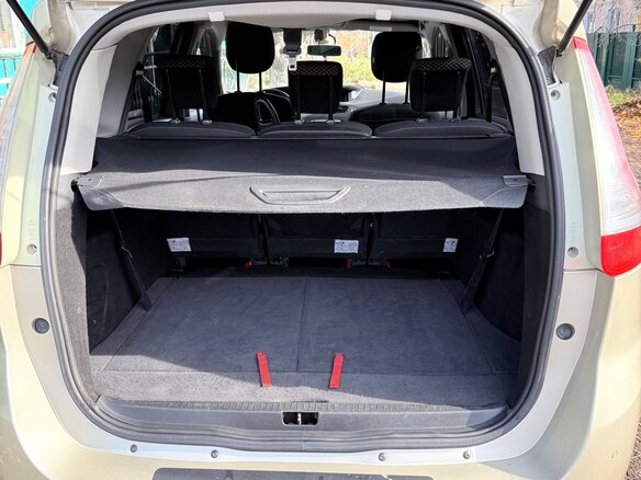 2011 Renault Scenic Grand III, бежевый, 870000 рублей - вид 12
