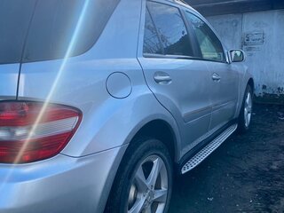 2007 Mercedes-Benz M-Класс 350 II (W164), серебристый, 1550000 рублей, вид 4