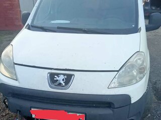 2011 Peugeot Partner II, белый, 375000 рублей, вид 2