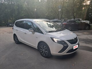 2013 Opel Zafira C, белый, 1150000 рублей, вид 4
