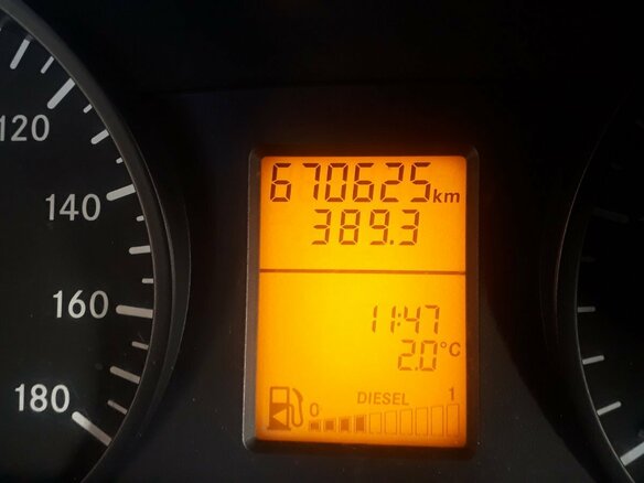 2011 Mercedes-Benz Sprinter, белый, 3000000 рублей - вид 11