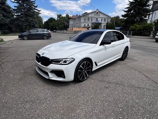 2018 BMW 5 серии 530i VII (G30/G31/G38), белый, 3390000 рублей, вид 1