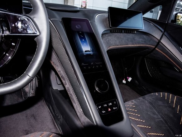 2024 BYD Yangwang U9, красный - вид 15