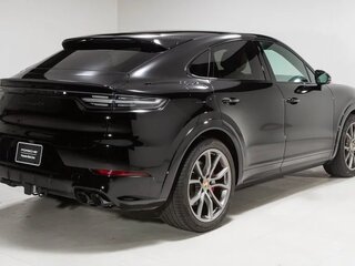 2022 Porsche Cayenne GTS Coupé III, чёрный, 20329318 рублей, вид 3