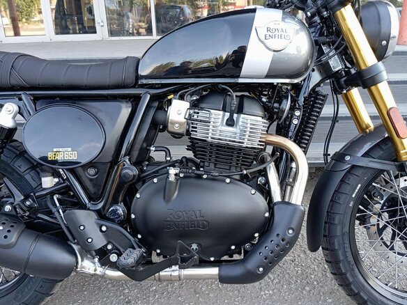 2025 Royal Enfield Bear 650, чёрный, 737000 рублей - вид 8