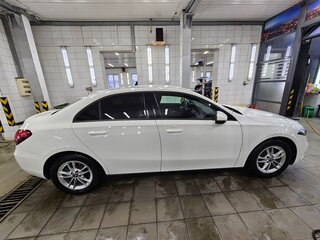2019 Mercedes-Benz A-Класс 200 IV (W177), белый, 3050000 рублей, вид 4
