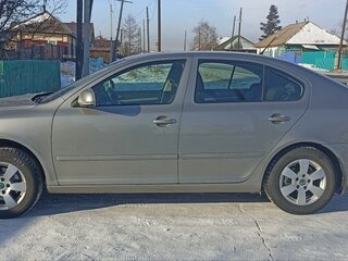 2011 Skoda Octavia II (A5) Рестайлинг, серый, 1370000 рублей, вид 4