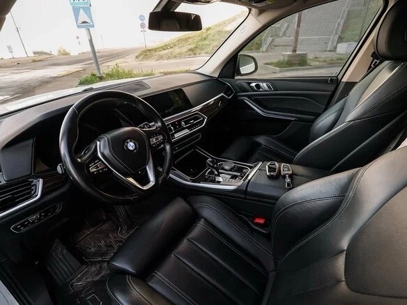 2020 BMW X5 25d IV (G05/G18), белый, 5300000 рублей - вид 21