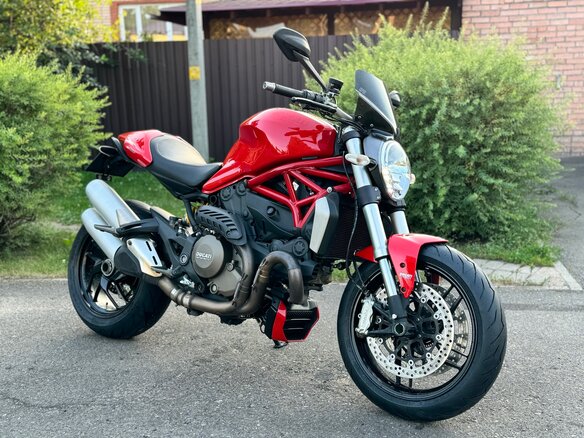 2015 Ducati Monster 1200, красный, 760000 рублей