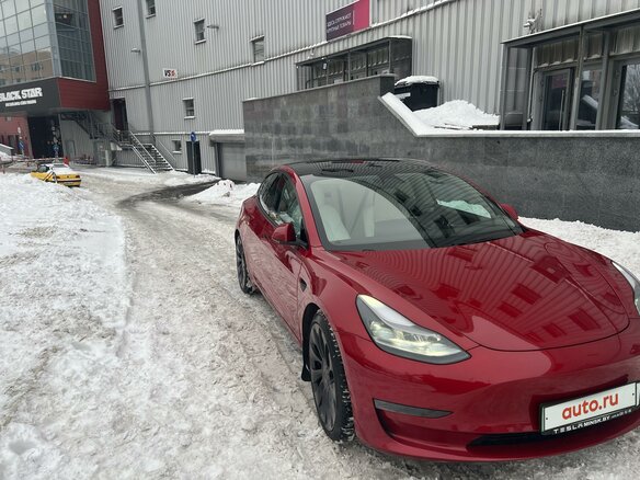 2021 Tesla Model 3 Performance I, красный, 3750000 рублей - вид 2