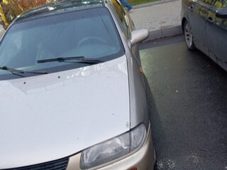 1996 Mazda 323 V (BA), бежевый, 300000 рублей, вид 2