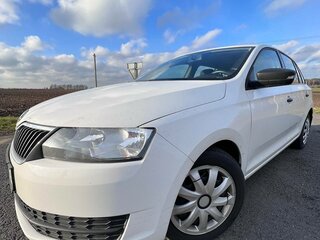 2017 Skoda Rapid I Рестайлинг, белый, 860000 рублей, вид 2