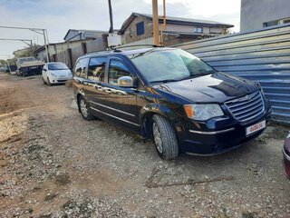 2010 Chrysler Voyager Grand V, чёрный, 1450000 рублей, вид 1