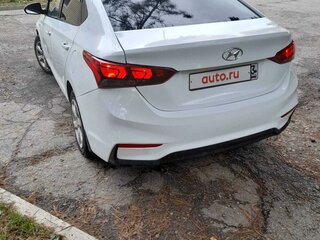 2017 Hyundai Solaris II, белый, 1350000 рублей, вид 5