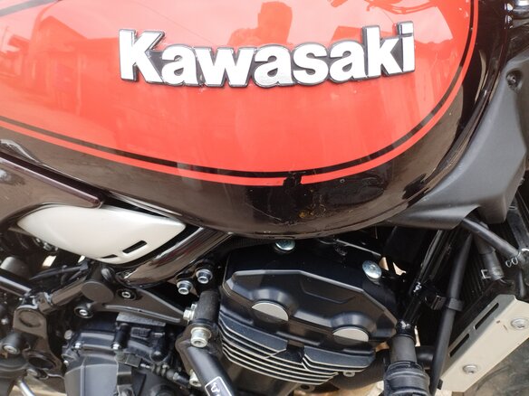 2018 Kawasaki Z 900RS, коричневый, 752559 рублей - вид 3