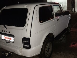 2012 Lada (ВАЗ) 2121 (4x4) I Рестайлинг, белый, 430000 рублей, вид 2