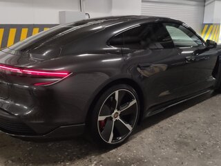 2021 Porsche Taycan 4S I, чёрный, 12000000 рублей, вид 3