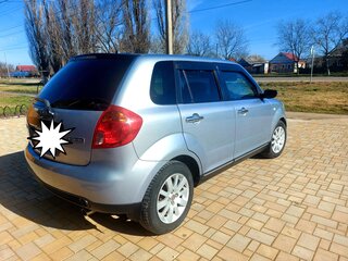 2005 Mazda Verisa, серебристый, 800000 рублей, вид 2