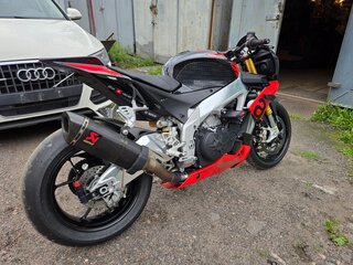 2019 Aprilia Tuono V4, красный, 1100000 рублей, вид 2