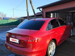 2014 Audi A4 IV (B8) Рестайлинг, красный, 1349000 рублей, вид 4
