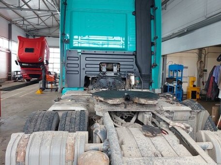 2014 Mercedes-Benz Actros, зелёный, 4300000 рублей, вид 3