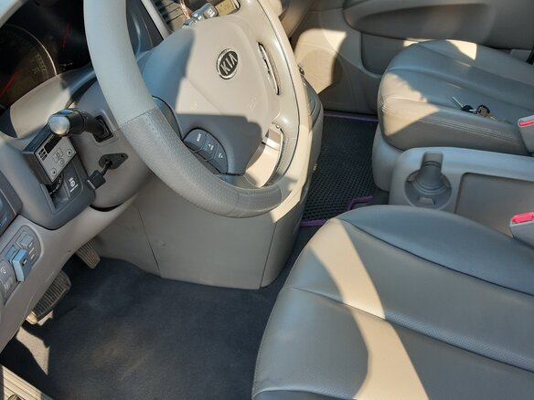 2010 Kia Carnival Grand II, серебристый, 1230000 рублей - вид 27