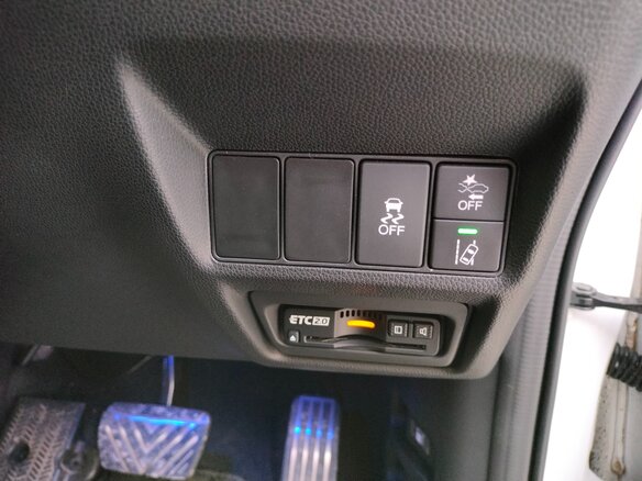 2020 Honda Stepwgn V Рестайлинг, белый, 3075000 рублей - вид 29