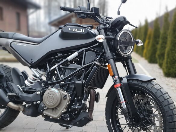 2022 Husqvarna Svartpilen 401, чёрный, 573818 рублей - вид 13