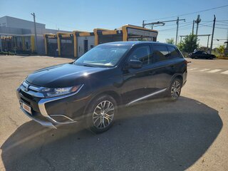 2017 Mitsubishi Outlander III Рестайлинг 2, чёрный, 2150000 рублей, вид 2