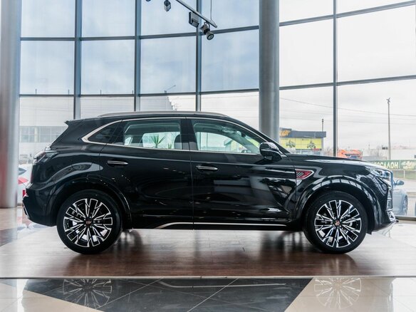 2025 Hongqi HS5 I Рестайлинг, чёрный, 4699000 рублей - вид 1