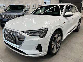 2021 Audi e-tron 55 I, белый, 5900000 рублей, вид 3