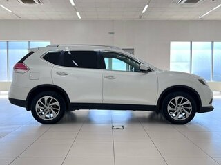 2017 Nissan X-Trail III, белый, 1650000 рублей, вид 4