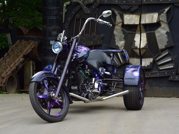 2016 Harley-Davidson Road King, фиолетовый, 3100000 рублей - вид 2