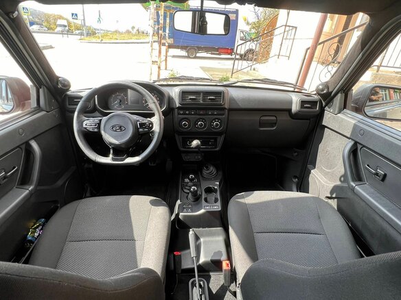 2023 Lada (ВАЗ) Niva Legend I, серый, 1590000 рублей - вид 4